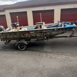 Fishing boat for sale
