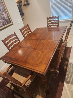 Dining room table