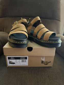 NEW Dr. Air Martens Sandals