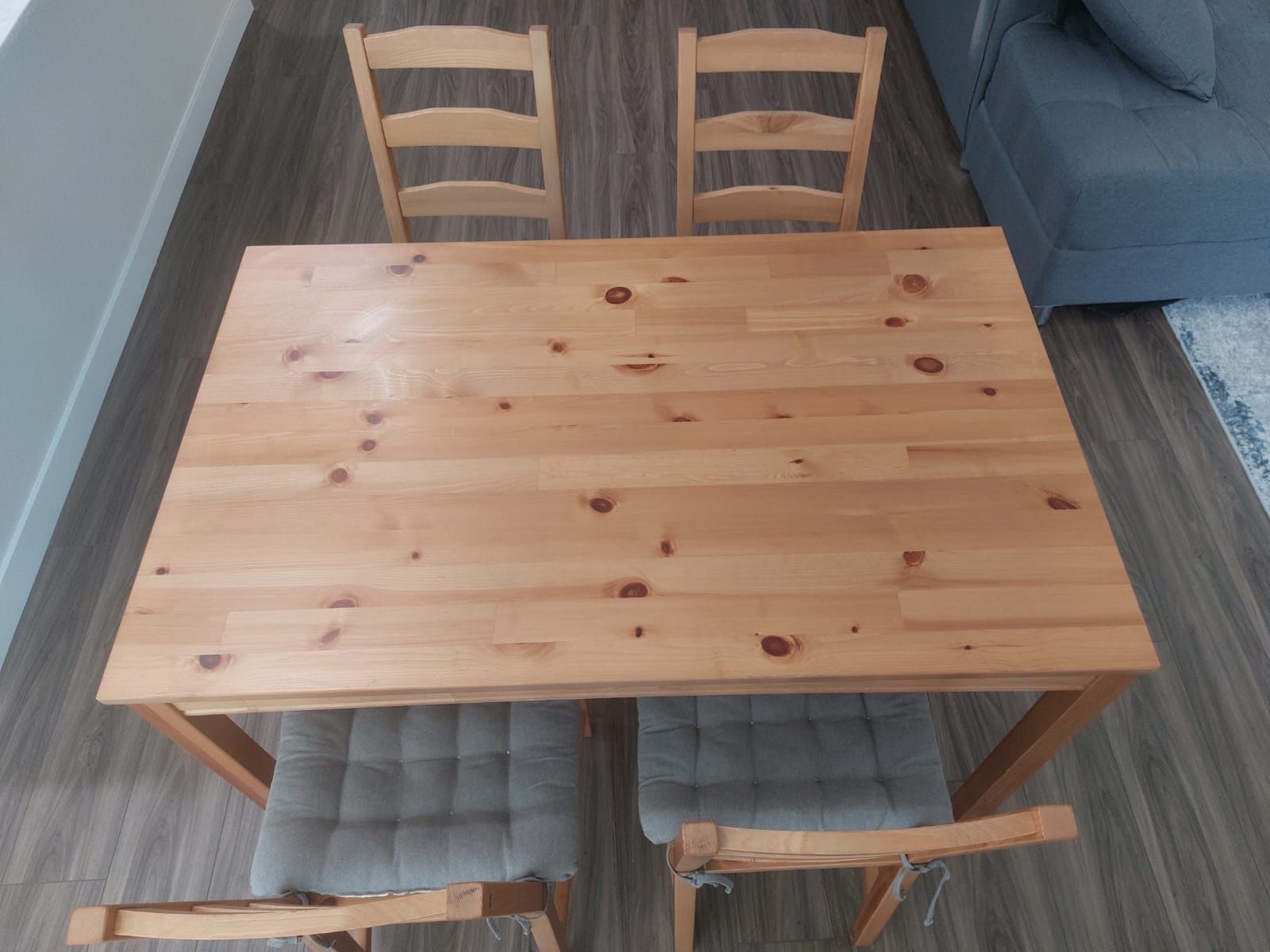 IKEA Dining Table with 4 Cushioned Chairs – Great Condition