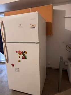 Frigidaire refrigerator