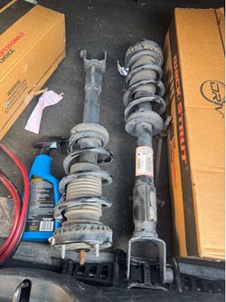 Dodge charger strut assembly