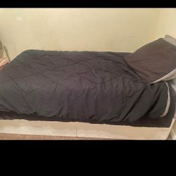 Trundle Bed (2 Twin Beds) With 2 Drawers