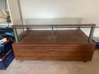 TV stand/ entertainment center