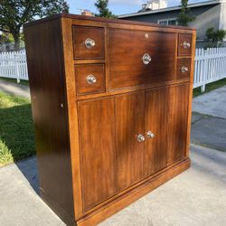 Beautiful Computer Desk/Cabinet