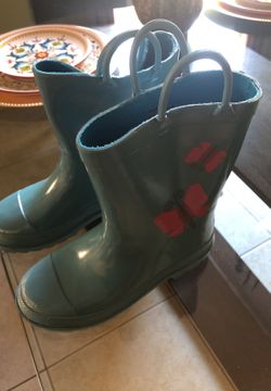 Girls rain boots size 1-2 BRAND NEW