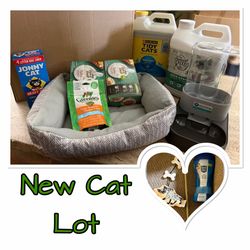 NEW Cat Lot - Food Bed Toy Litter Bags Treats Water Dish Kitten