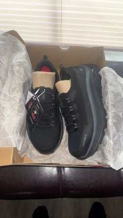 Skechers