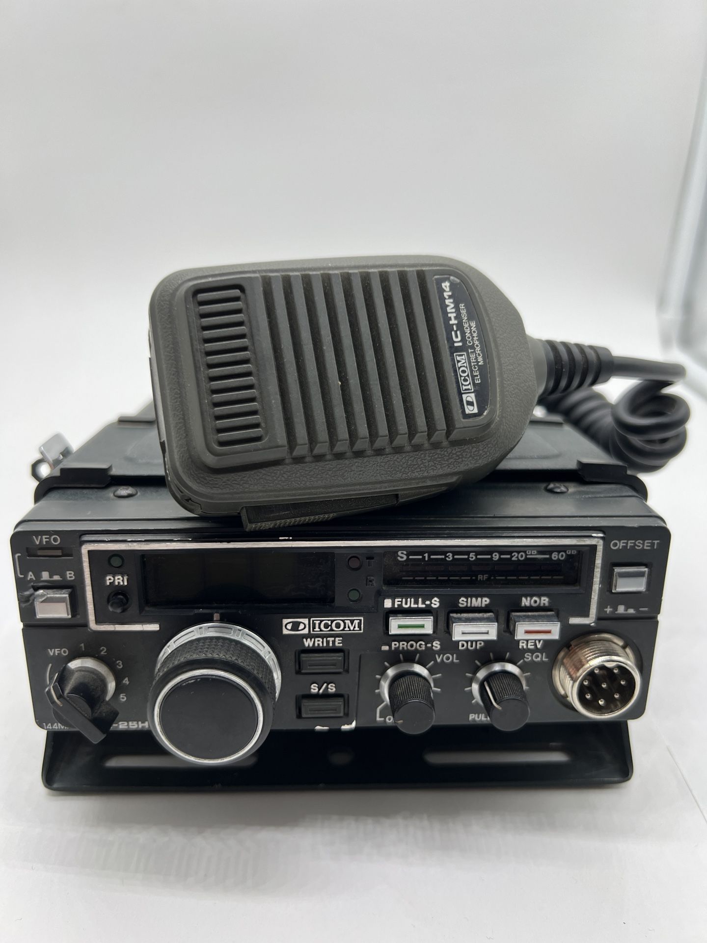 ICOM IC-25H VHF Transceiver with RARE ICOM IC-BU1 transceiver memory backup battery ICHM14 Mic
