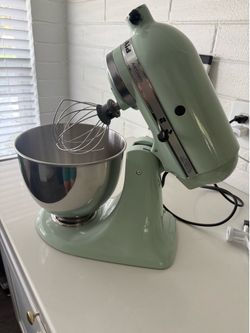KitchenAid Artisan Series 5-Quart Tilt-Head Stand Mixer, pistachio