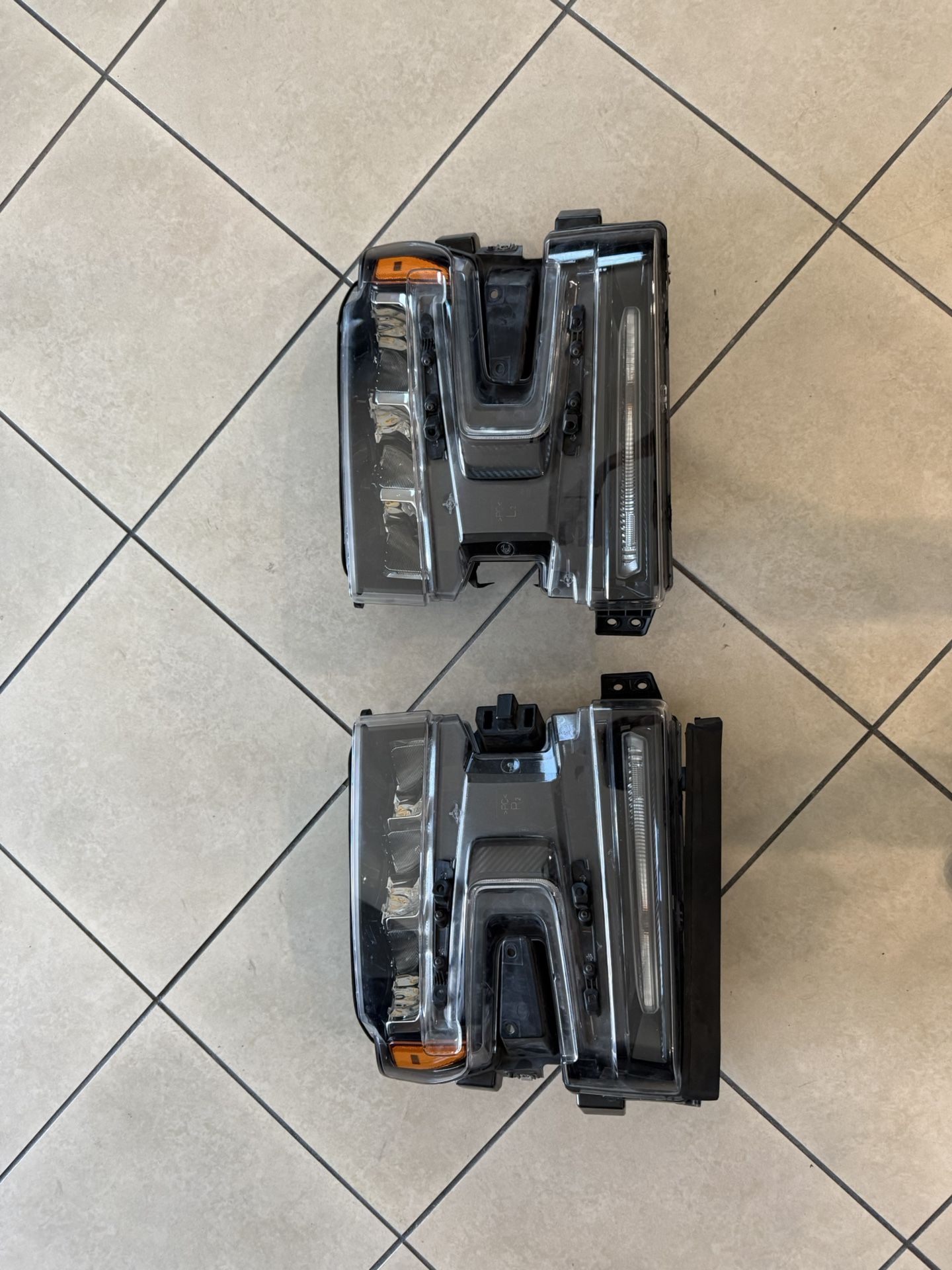 2019-2023 Chevy Silverado LED Headlights