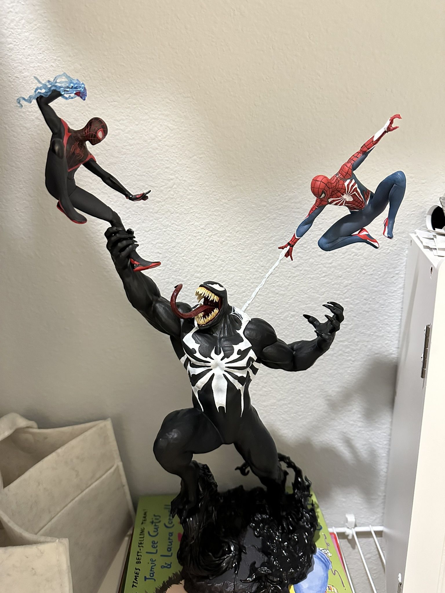 Spider-Man Statue 