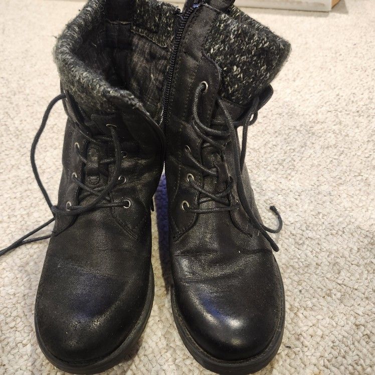 NWB Baretraps Womens Onnabeth black boots 7.5 M