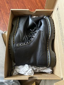 Doc Martens 8W