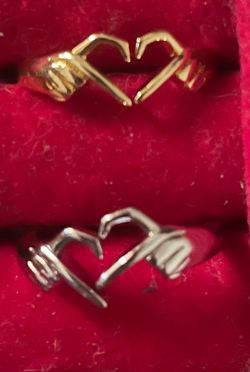 Fingers heart shape silver plated & gold plated