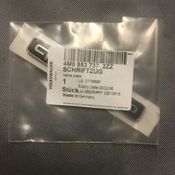 QUATTRO Emblem 4M0-853-737-2ZZ