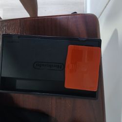 Nintendo Dock And Game Case 