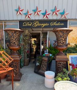Beautiful tall Urn ⚱️ pedestals 73 tall set of Two