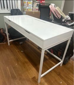 MUST GO! Ikea Alex Desk 52 Inch