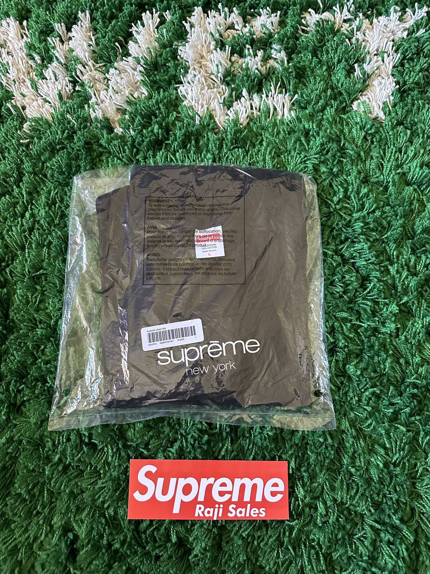 Supreme SS22 Classic Logo Tee Black Size Large