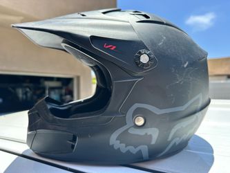 Fox BMX helmet youth medium. Great shape. Hasn’t been used in a while.