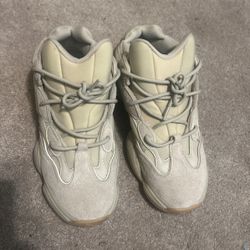 Yeezy Adidas 500 11.5 M 