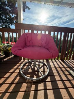 Swivel Chair
