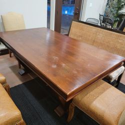 Johnelle Dining Table 