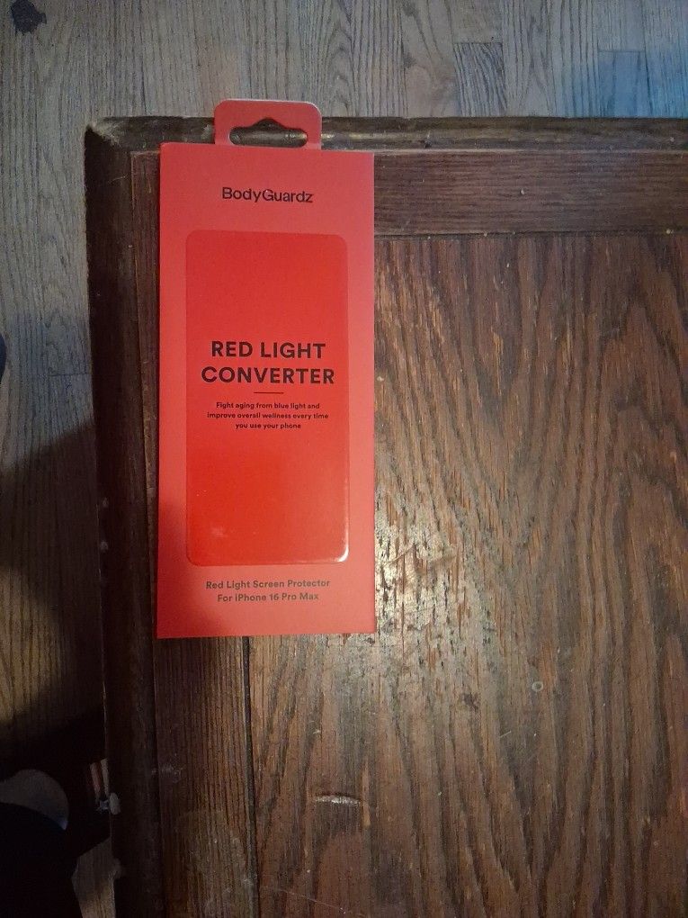 Iphone 16 Pro Red Light Screen Protector