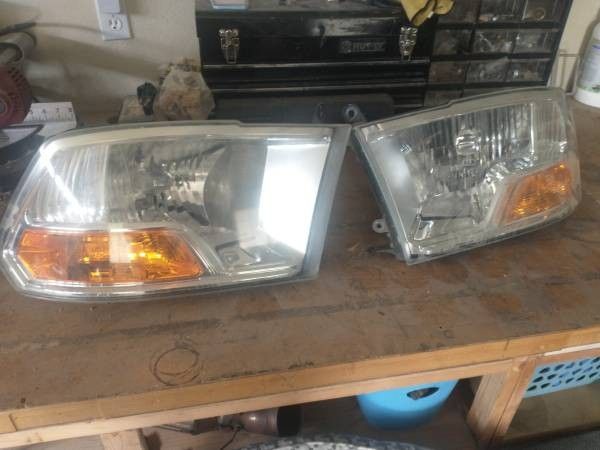2012 Ram 3500st Headlights With Led Bulbs And Anti Flicker