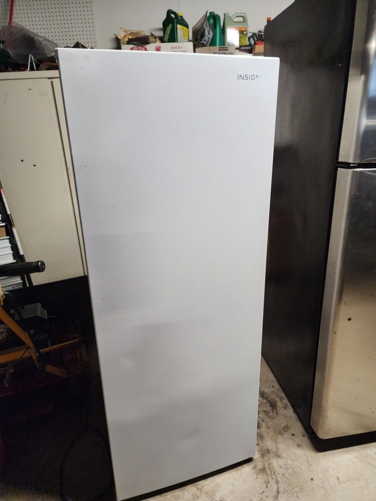 Insignia Freezer