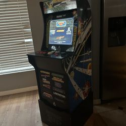 Arcade1Up Atari Deluxe 12-In-1 Arcade Machine with Riser. Asteroids Centipede