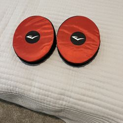 Everlast Hitting Pads