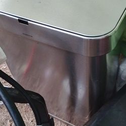 Stainless Steel Trashcan 