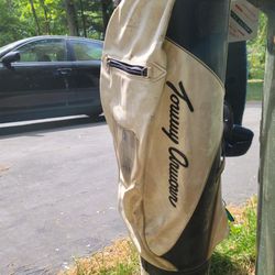 Assorted Real Wood GOLF Clubs(12) TOMMY ARMOUR GOLF BAG