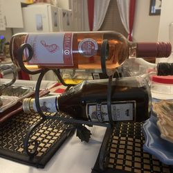 2 Wine Holder 10 Dollars Each