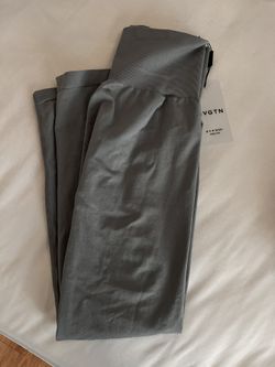 New NVGTN leggings XS