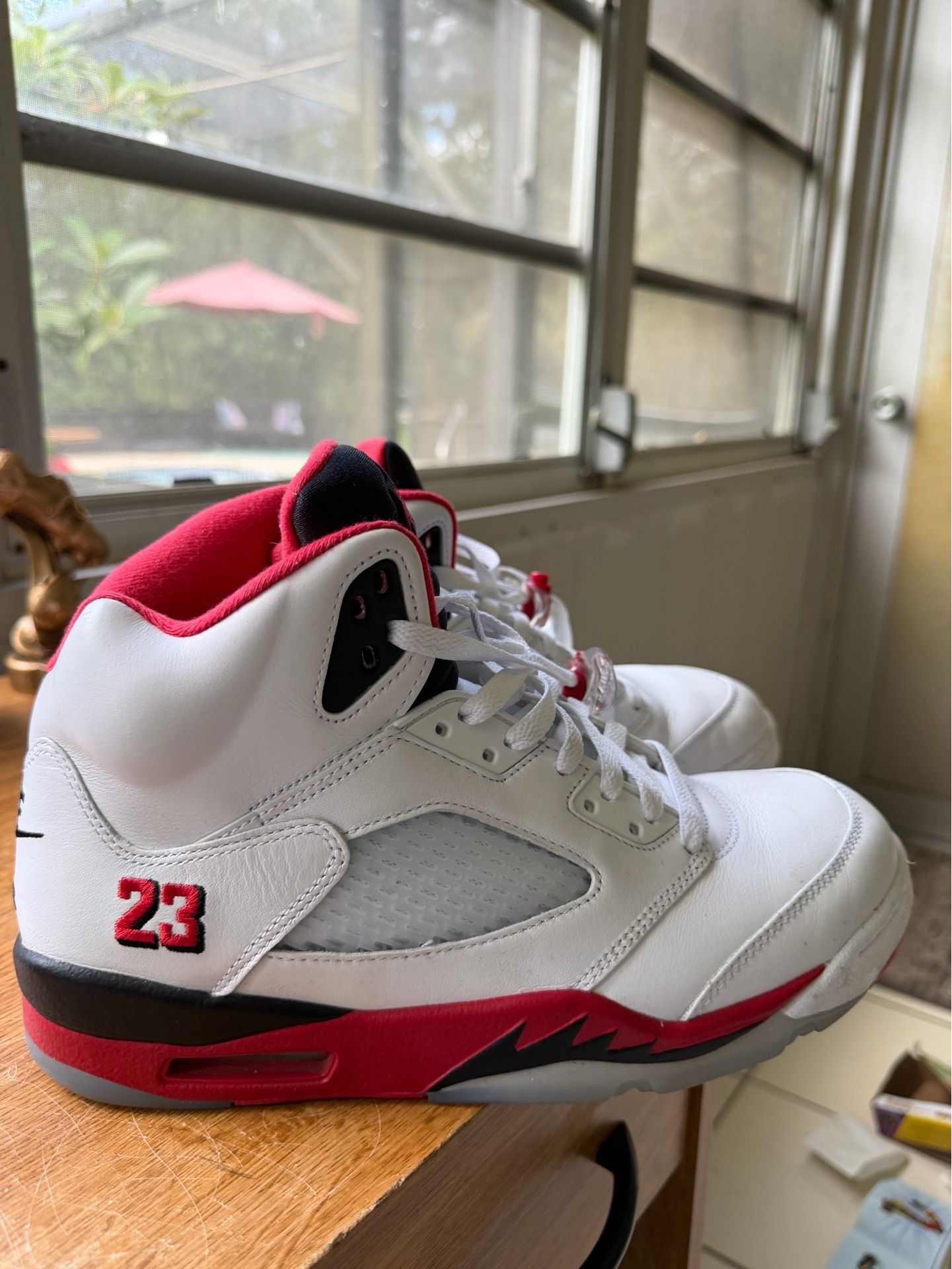 Jordan V Fire Red