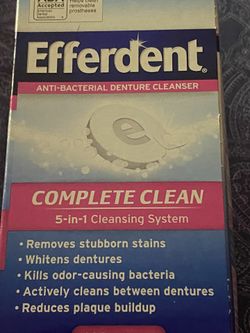 Efferdent Antibacterial Denture Cleanser