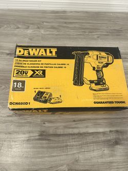 DEWALT 20V MAX XR Lithium-Ion 2-1/8 in. 18-Gauge Electric Cordless Brad Nailer Kit w/ 2.0Ah Battery, Charger 