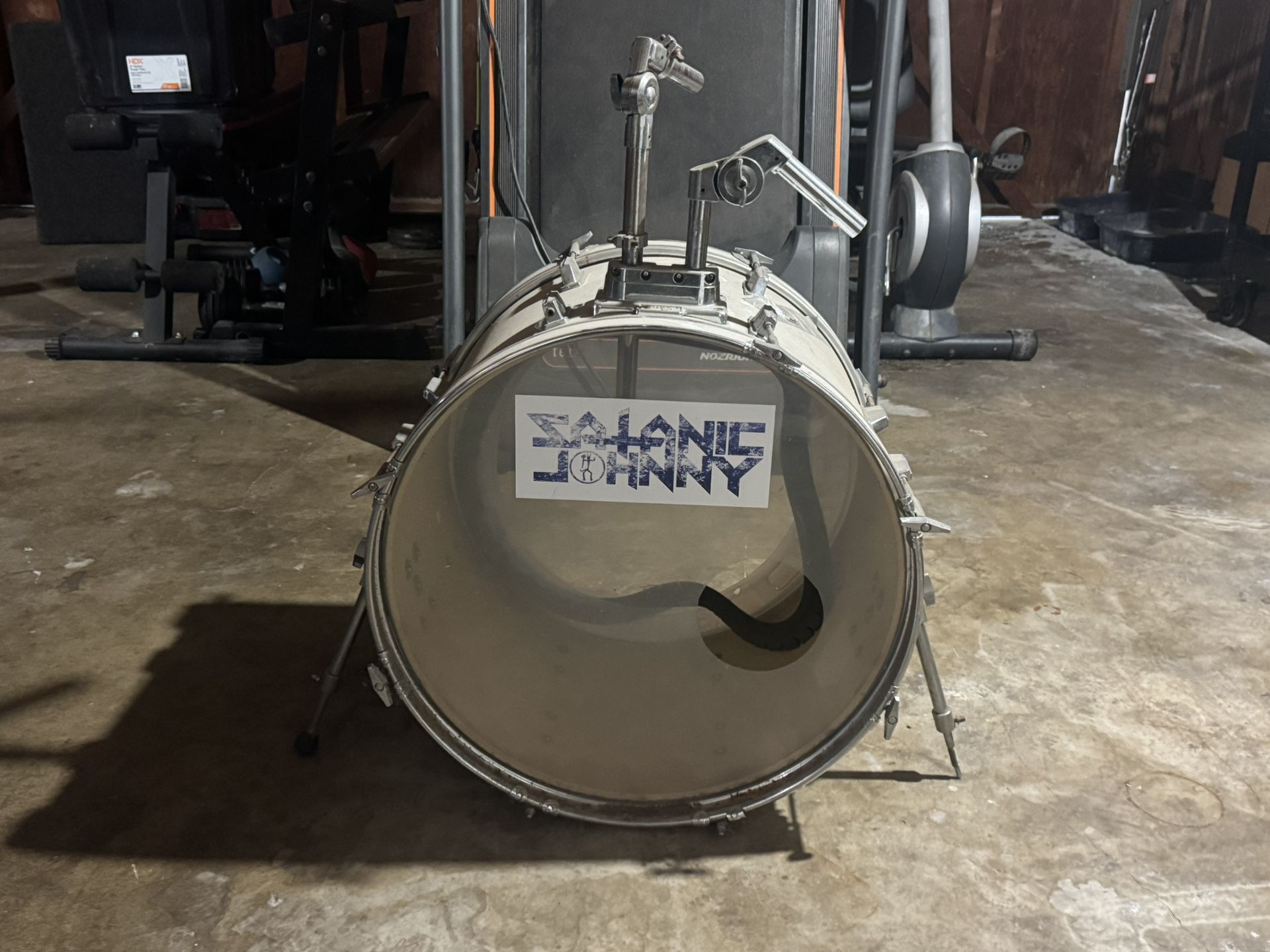 Pearl Bass Drum