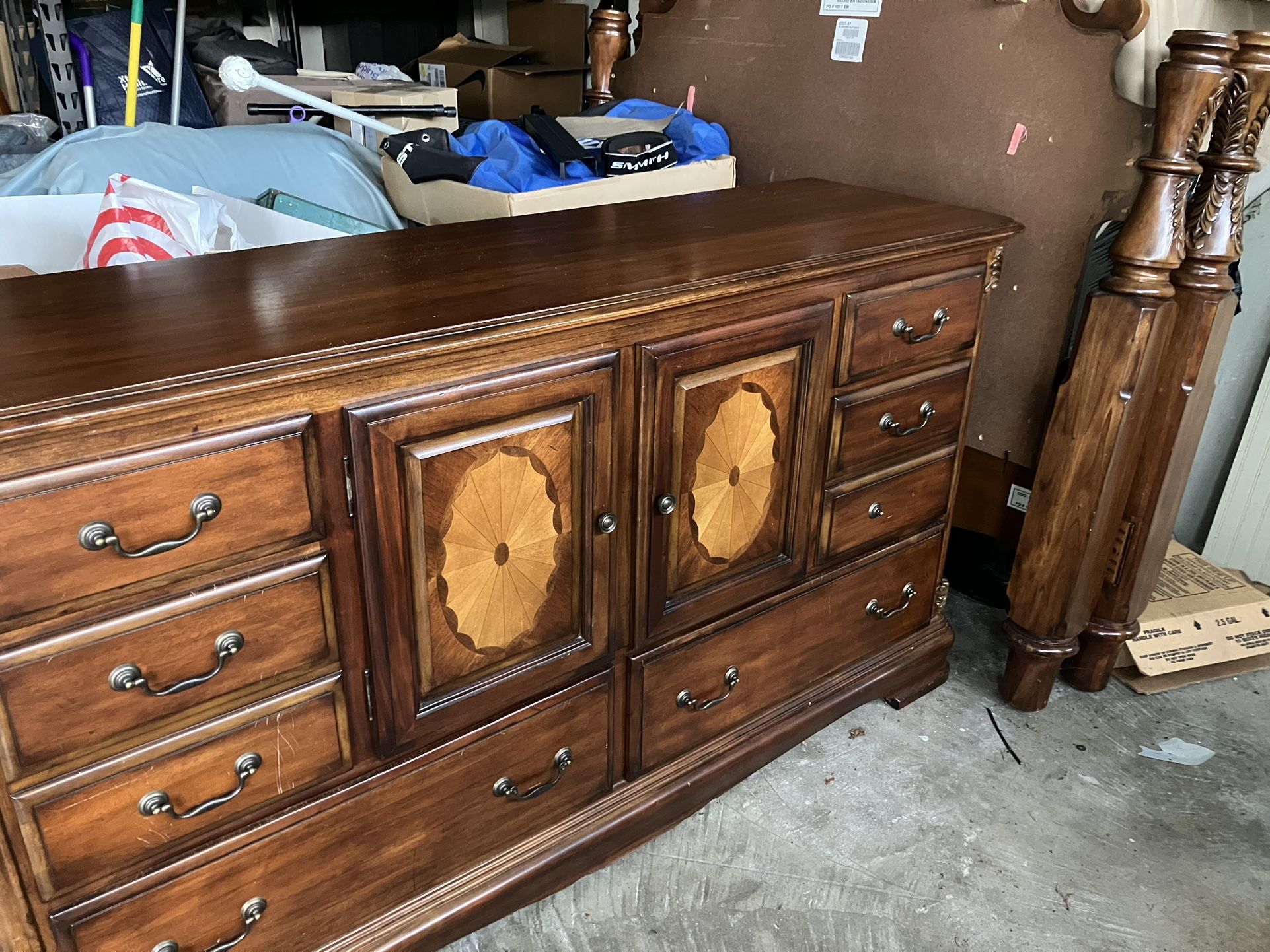 Beautiful Solid Wood Dresser And Headboard Footboard And Armor Set