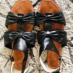 Coach Women’s Black Leather Sandals 