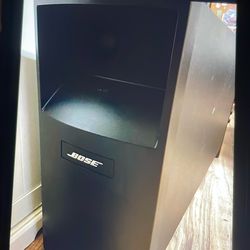 Bose Home Theater Surround Sounds Loud Loud ! 4 Speaks And BIG BIG SUB.