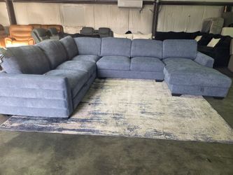 Brand New Lifestyle Miles Slate 4pc Super Sleeper Sectional w Storage