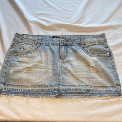 Guess New Light Wash Mini Denim Distressed Skirt

