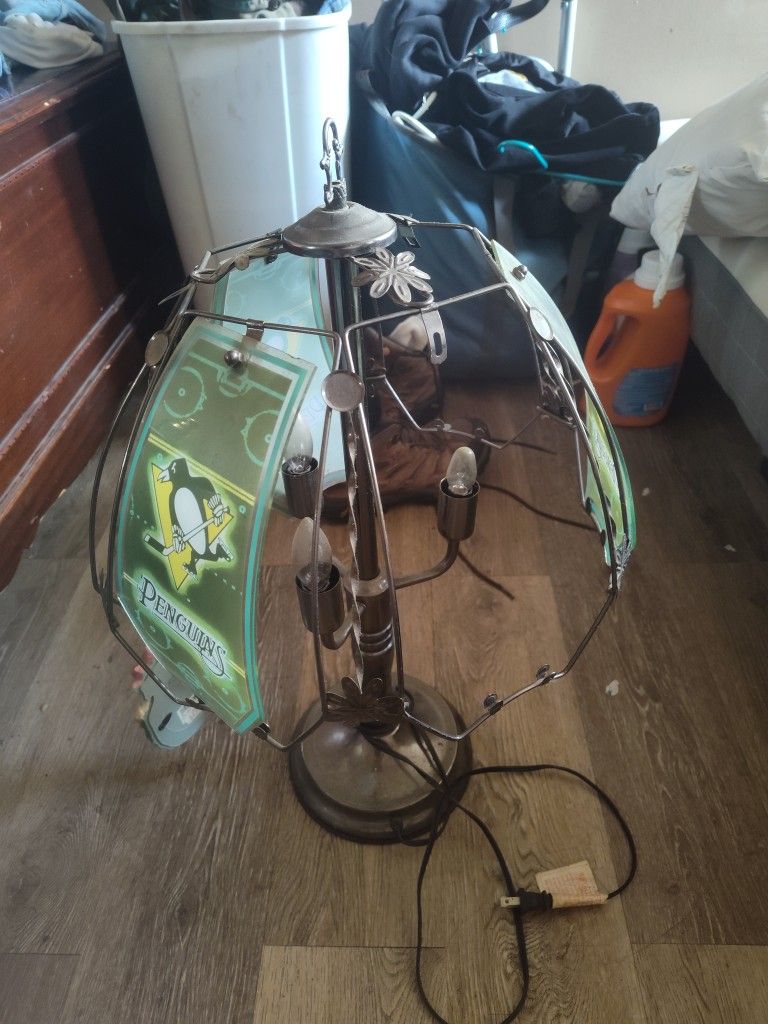 Vintage Penguins Lamp $75/Bestoffer Or Trade 