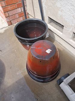 Large Plastic Planter Pots Set of 2