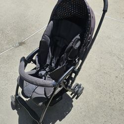Used baby stroller, Super Light Weight, One Hand Open And Close