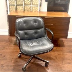 Authentic Vintage Knoll Pollock Chair 